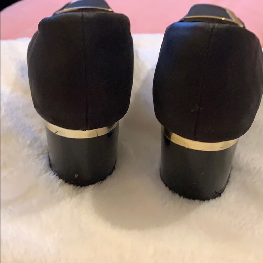 Heels - Picture 3 of 7
